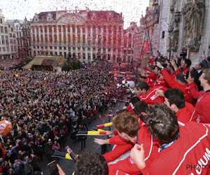 Kippenvel: duizenden fans bezorgen gouden Red Lions een warme ontvangst