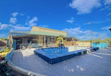 House with pool and terrace 1