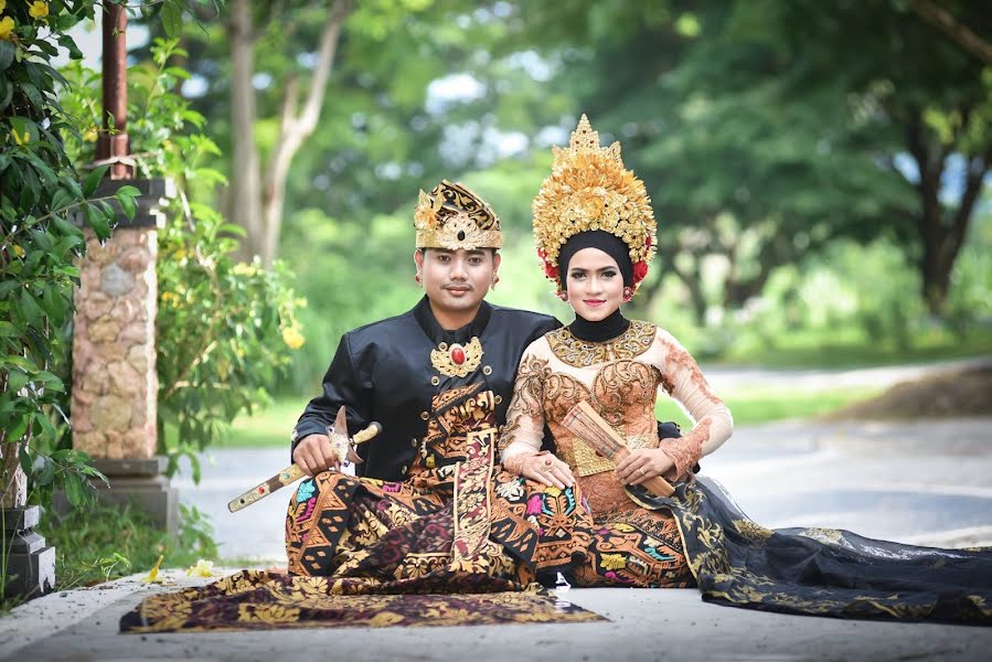 Wedding photographer Juni Astawa (astawa). Photo of 21 June 2020