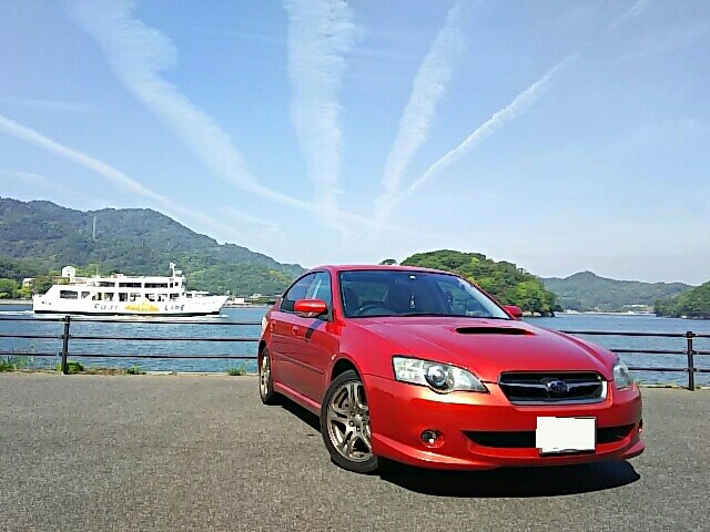 レガシィB4のホリデースタイル・ドライブ・ひこうき雲・船とのコラボに関するカスタム事例の投稿画像1枚目