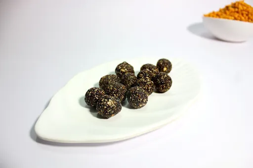 Kovilpatti Ellu Urundai (Black Sesame) - 10 Pieces