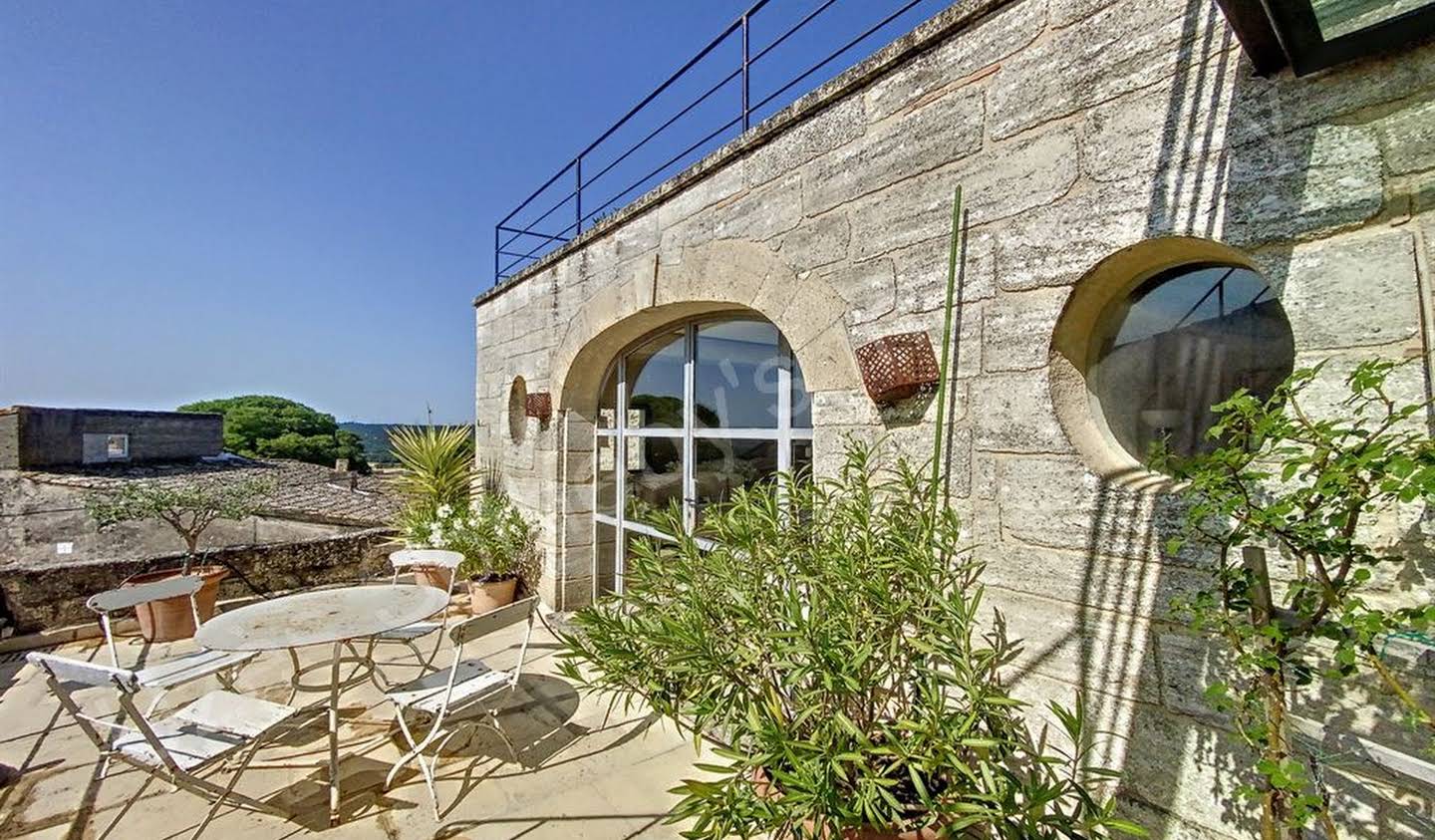 House with terrace Uzès