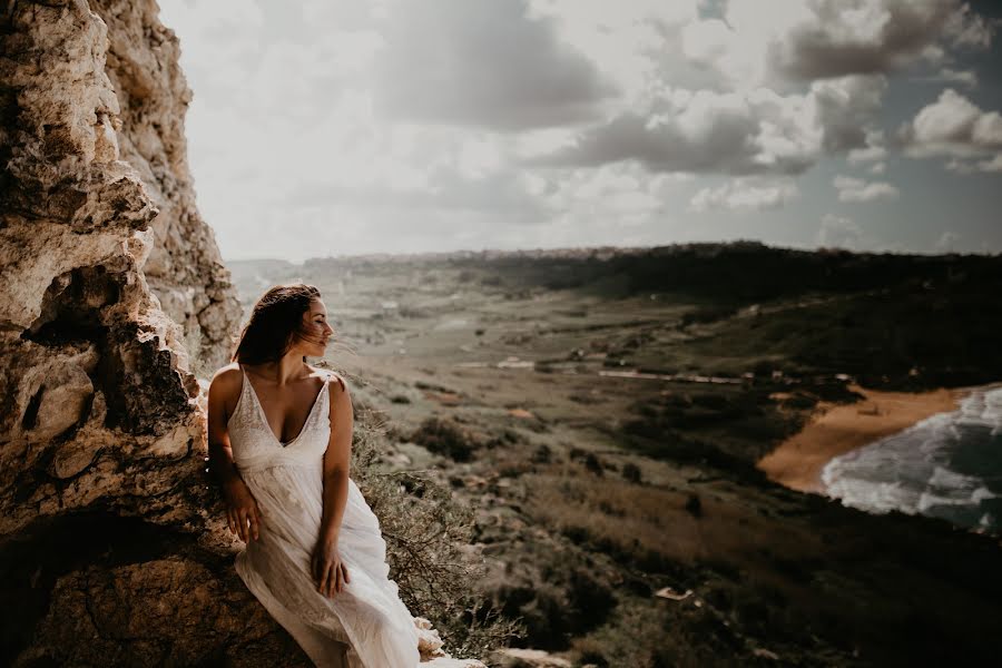 婚禮攝影師Milos Gavrilovic（milosweddings1）。2018 4月19日的照片