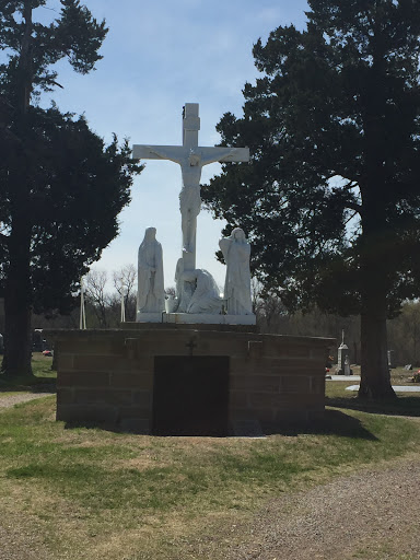 Crucifixion group, St Francis 