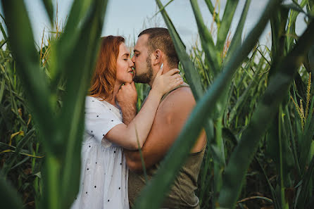 Wedding photographer Elena Senchuk (baroona). Photo of 25 August 2017