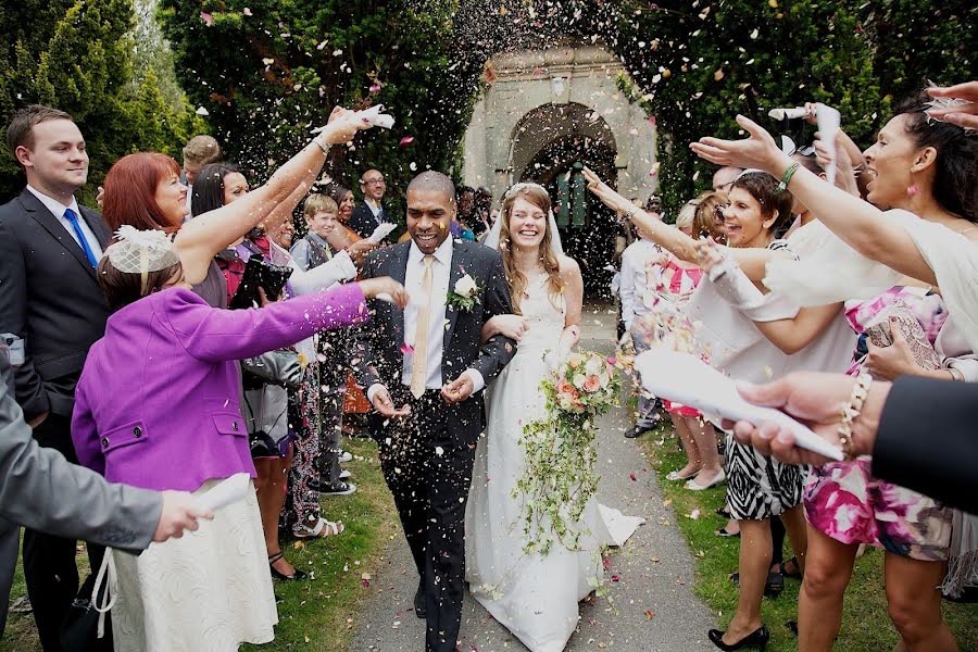 Fotografo di matrimoni Dan Thurgood (danthurgood). Foto del 9 agosto 2019