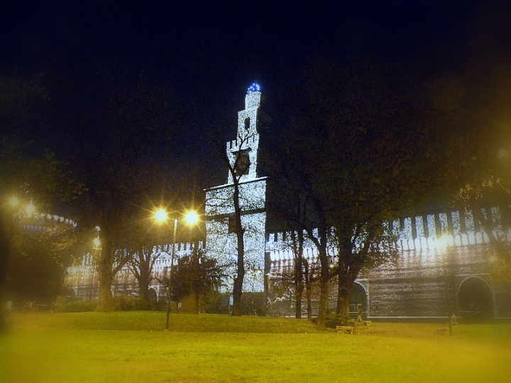 Castello sforzesco tra gli obej obej di minosa