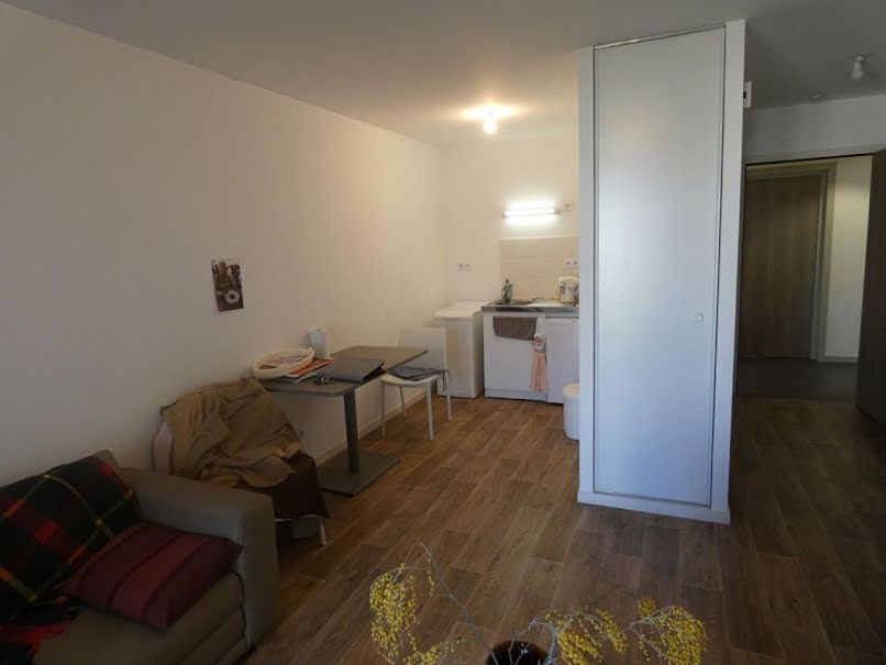 Vente appartement 2 pièces 44 m² à Niort (79000), 140 580 €