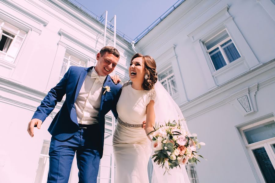 Wedding photographer Ekaterina Davydova (katya89). Photo of 11 January 2018