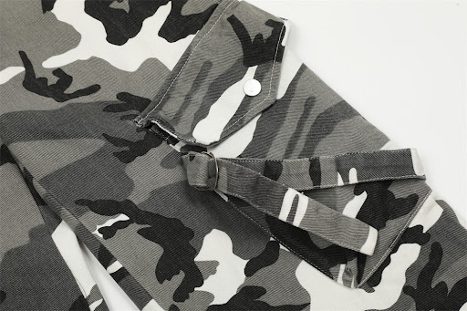 Title 6, Camouflage Contrast Color Baggy Straight Trouse...