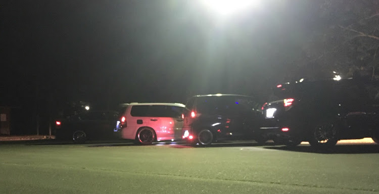 レガシィB4のDIY・エムズガレージ・エロい角度に関するカスタム事例の投稿画像1枚目