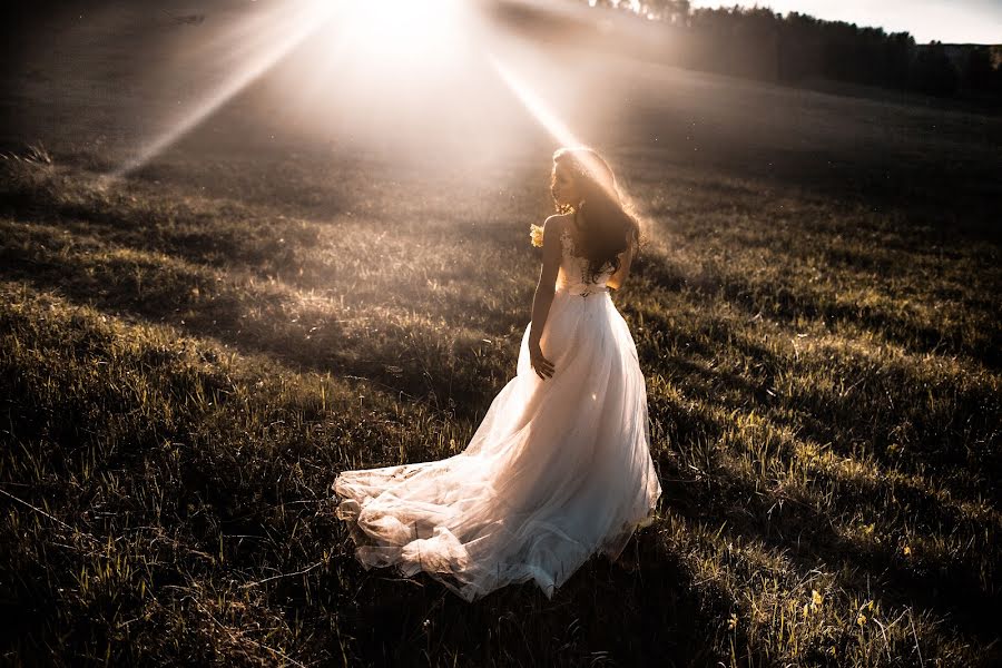 Fotógrafo de casamento Nikolay Laptev (ddkoko). Foto de 1 de abril 2021