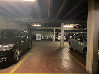 parking à Paris 15ème (75)