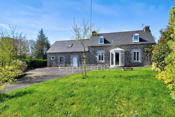 ferme à Châteauneuf-du-Faou (29)