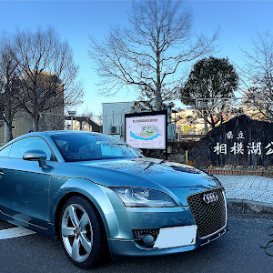 TT クーペ 2.0TFSI