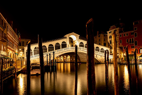 Riflessi sull'acqua di Alduccio