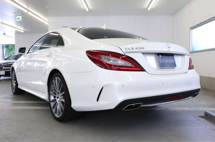 CLS44-44 specialists☆さんが投稿したメルセデスベンツ・CLS・日本アンポンタン組合・specialists☆・c218に関するカスタム事例の投稿画像5枚目