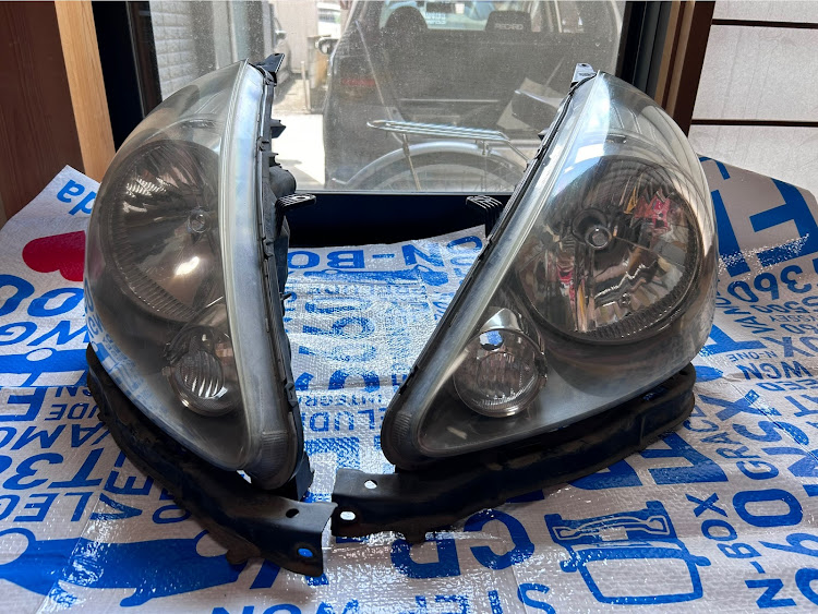 フィットのLEDバルブ交換・H4LEDヘッドライト・LED屋に関するカスタム事例の投稿画像4枚目