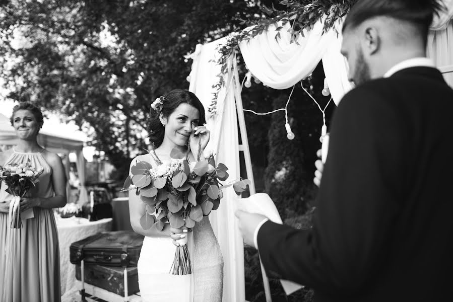 Fotógrafo de casamento Maks Starenkiy (starenkyy). Foto de 30 de outubro 2017