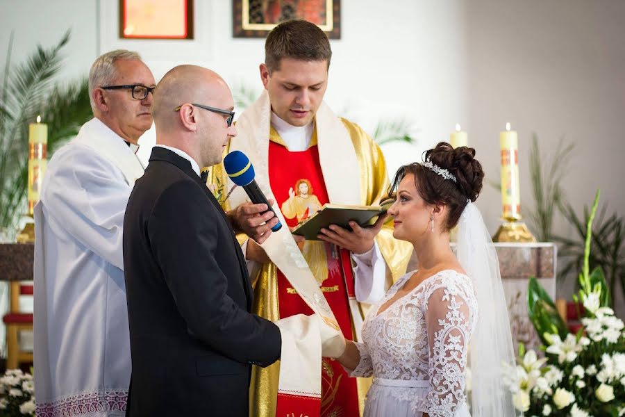 Fotografo di matrimoni Michał Szabelski (fotoszabelski). Foto del 10 marzo 2020