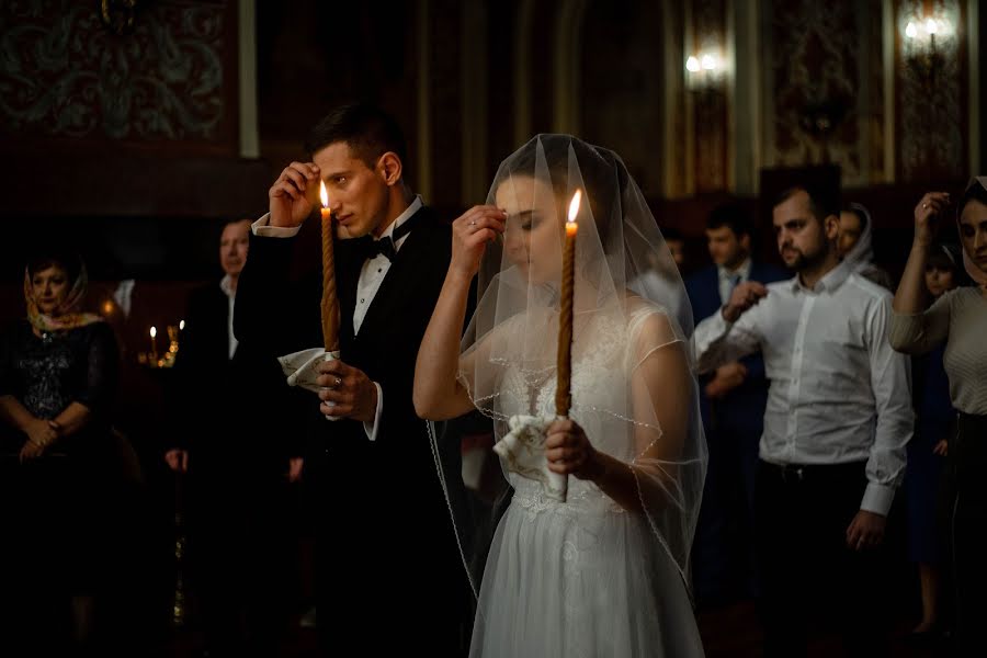 Fotógrafo de casamento Oskar Krd (oscar2019). Foto de 27 de novembro 2019