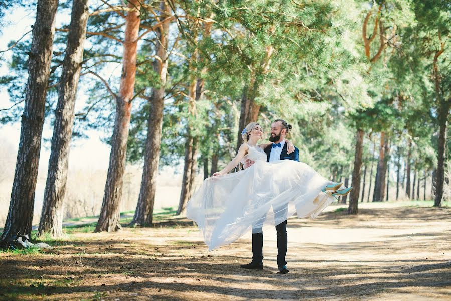 Fotograf ślubny Yuliya Reznikova (juliarj). Zdjęcie z 28 kwietnia 2017