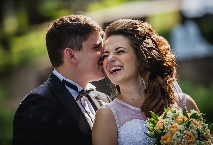 Fotógrafo de casamento Sergey Sergey (sergrealist). Foto de 13 de outubro 2017