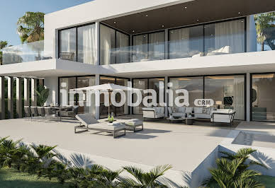 Villa with pool and garden 7