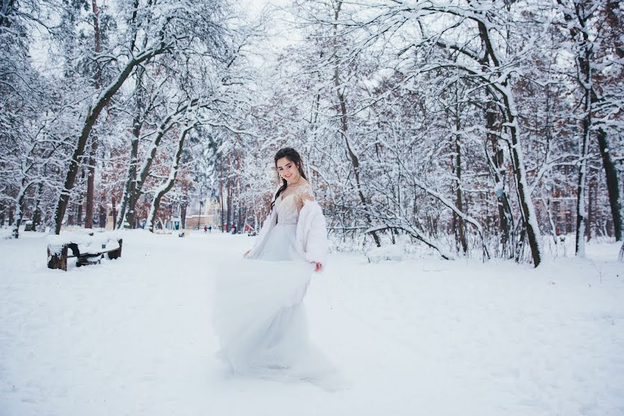 Hääkuvaaja Ronichka Necheporuk (nikiphoto). Kuva otettu 15. huhtikuuta 2019