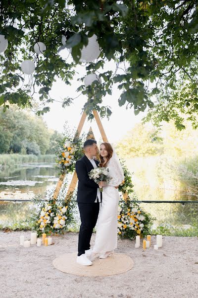 Fotógrafo de casamento Olya Savva (olhasavva). Foto de 26 de fevereiro