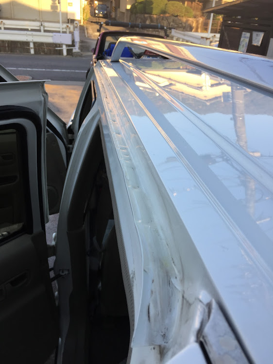 ラシーンの洗車・ワックス掛けのはずが…・見つけてしまうとツイツイ・DIYに関するカスタム事例の投稿画像5枚目