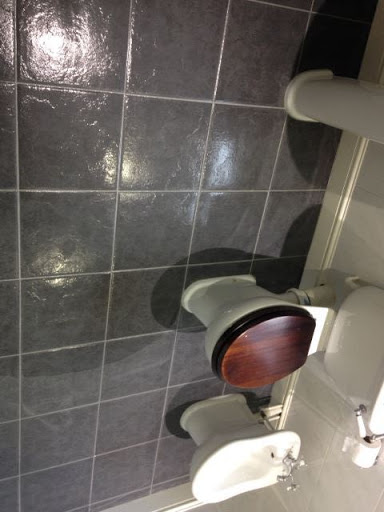 D&M Ceramic Wall and Floor Tiling