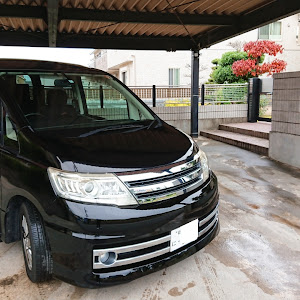 セレナ C25型