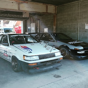 カローラレビン AE86