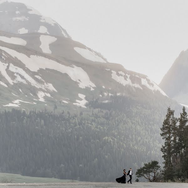 Fotografo di matrimoni Dmitriy Svarovskiy (dmit). Foto del 6 aprile 2021