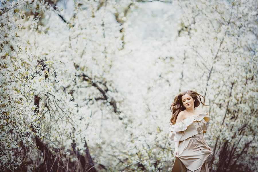 Fotógrafo de bodas Kirill Drozdov (dndphoto). Foto del 19 de marzo 2019