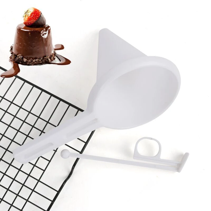 Entonnoir à Crème Portable avec Tasse — Dosage Précis et Facile pour Pâtisserie. Idéal pour Garnitures, Glaçages et Décorations. Manipulation Simple et Propre.