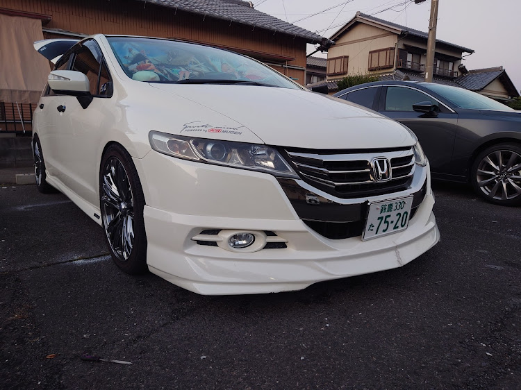 オデッセイのオデッセイrb3・夏バテ気味・コラボお誘いお待ちしております・みんなのエアロ見てみたい・DIYに関するカスタム事例の投稿画像1枚目