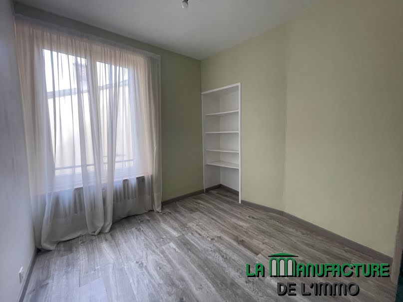 Location  appartement 3 pièces 66.35 m² à Saint-Etienne (42000), 580 €