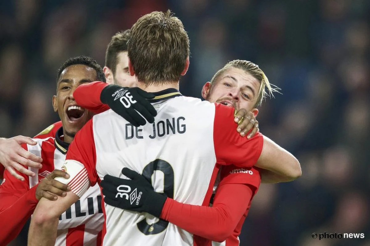 L'Ajax et le PSV se disputeront le titre à distance dimanche !