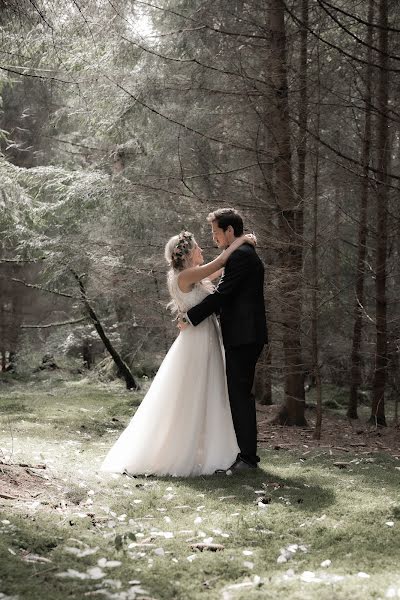 Wedding photographer Yasin Yaman (hashtag-wedding). Photo of 15 October 2023