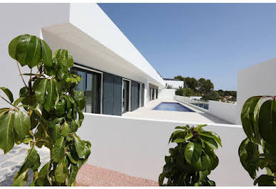 House with pool and terrace 2