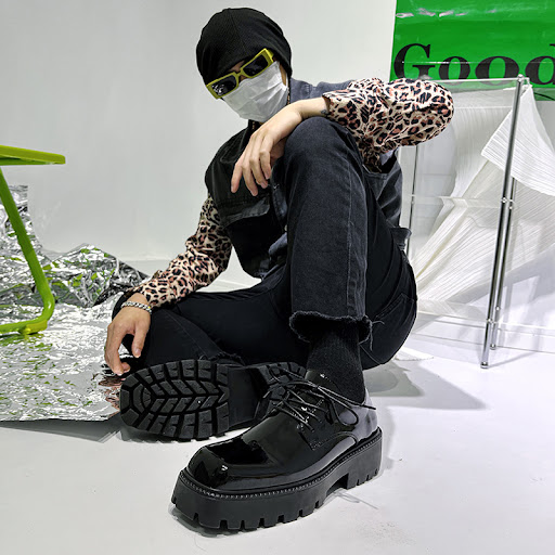 Title 7, Men and Womens Fashion Square Head Thick Botto...