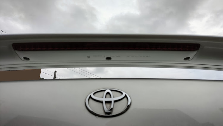 アリストのリアスポイラー有り派？無し派？・アリスト JZS161・2JZ-GTE・ハイマウントストップランプ・お題に乗っかってみたに関するカスタム事例の投稿画像3枚目