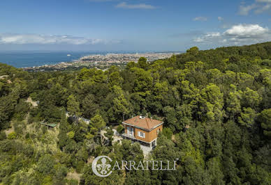 Villa with garden and terrace 2