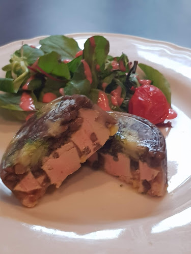 Aspics de lentilles au foie gras mi-cuit, gelée de légumes.