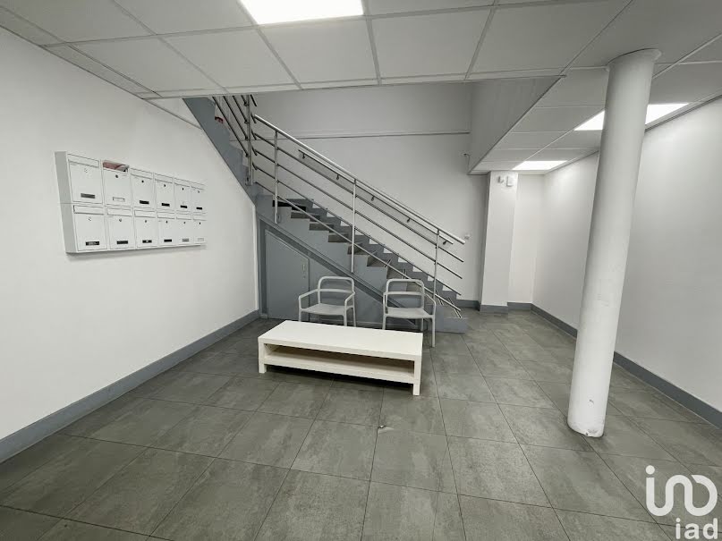 Location  locaux professionnels  18 m² à Schiltigheim (67300), 341 €