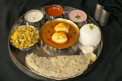 Deluxe Egg Thali