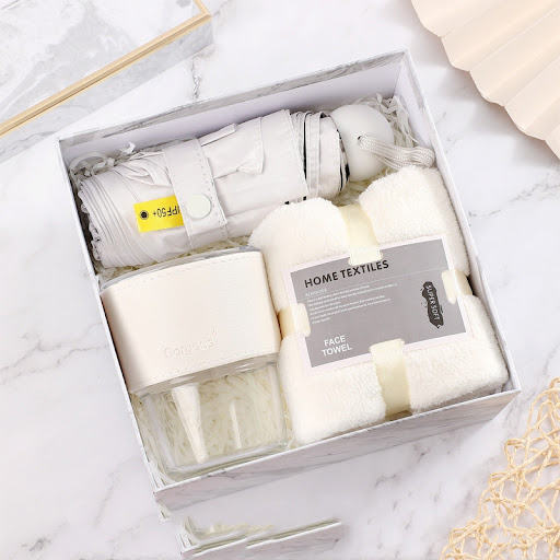 Title 12, Christmas Business Partner Gift Set Show apprec...