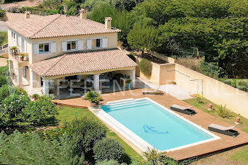 villa à Mougins (06)